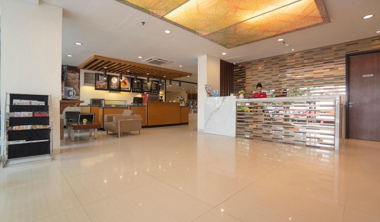 D'Primahotel Airport Jakarta 1 Tangerang Exterior foto